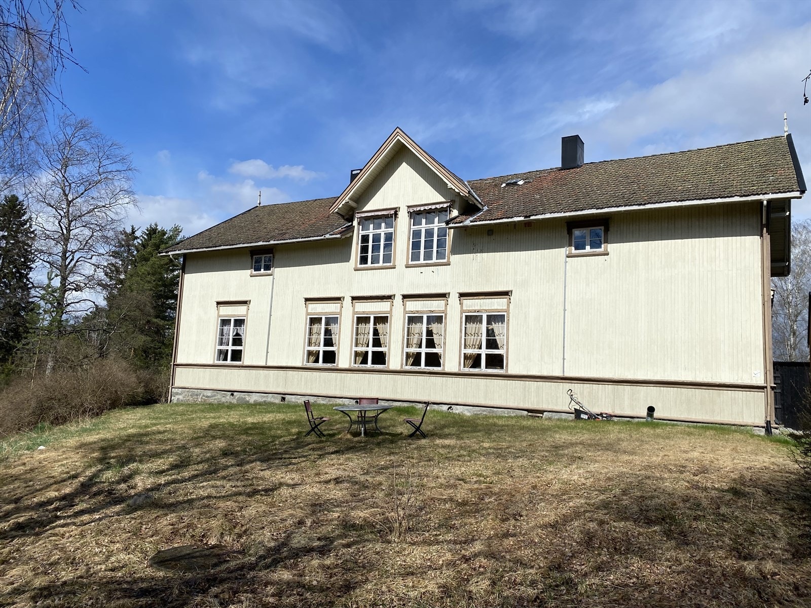 Boligen kan skilte med et historisk særpreg og en herskapelig utforming. Galleribilde