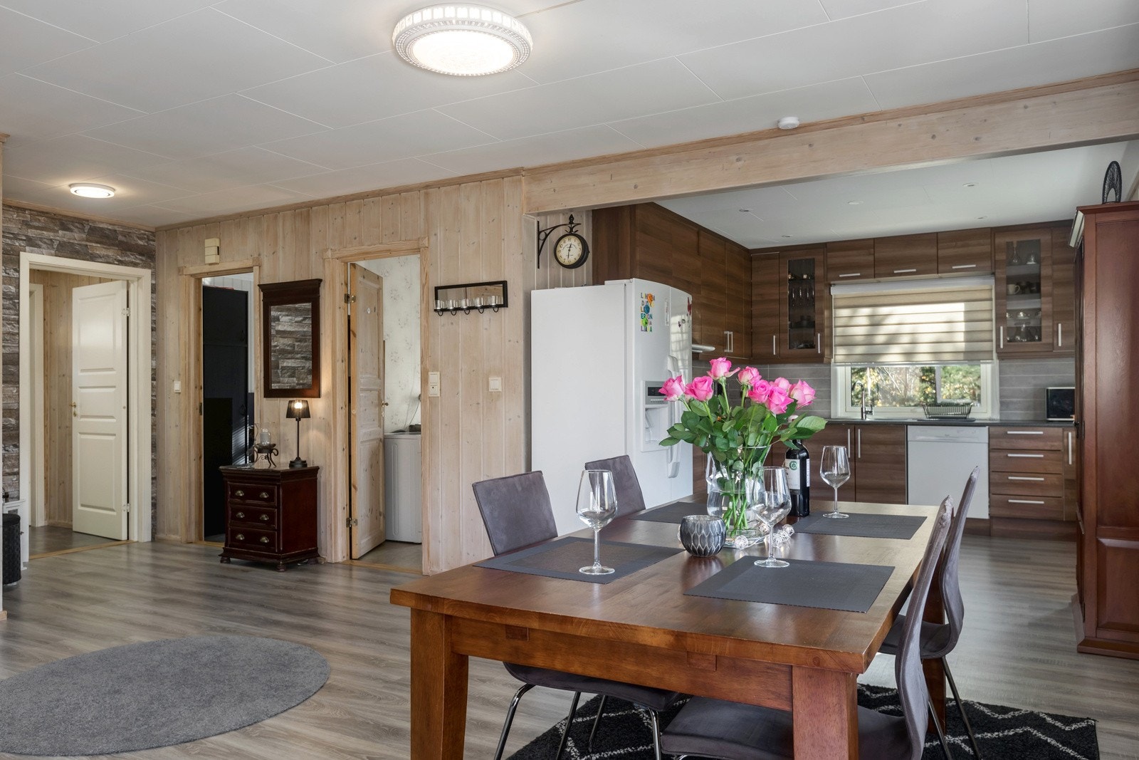 Stue/spisestue. Galleribilde