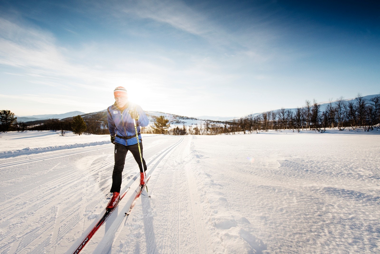 På vinterstid er veien til oppkjørt skiløype svært kort og kun 50 meter fra ytterdøra. Galleribilde