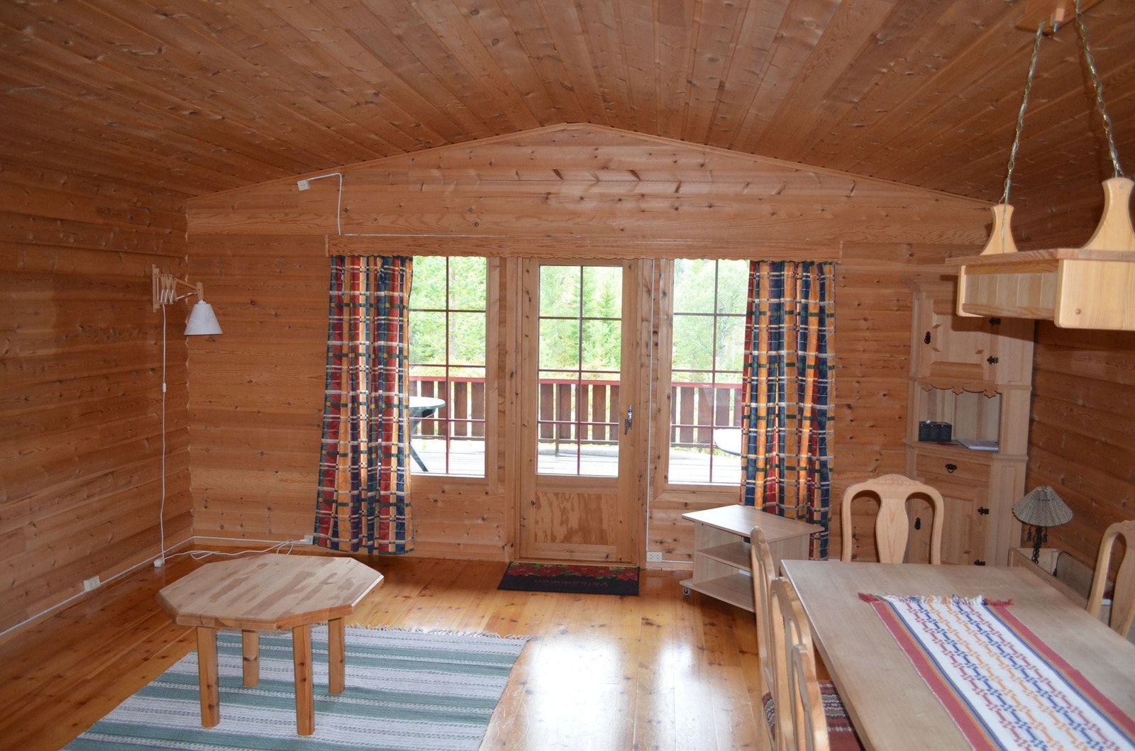 Mot Altan i sør Galleribilde