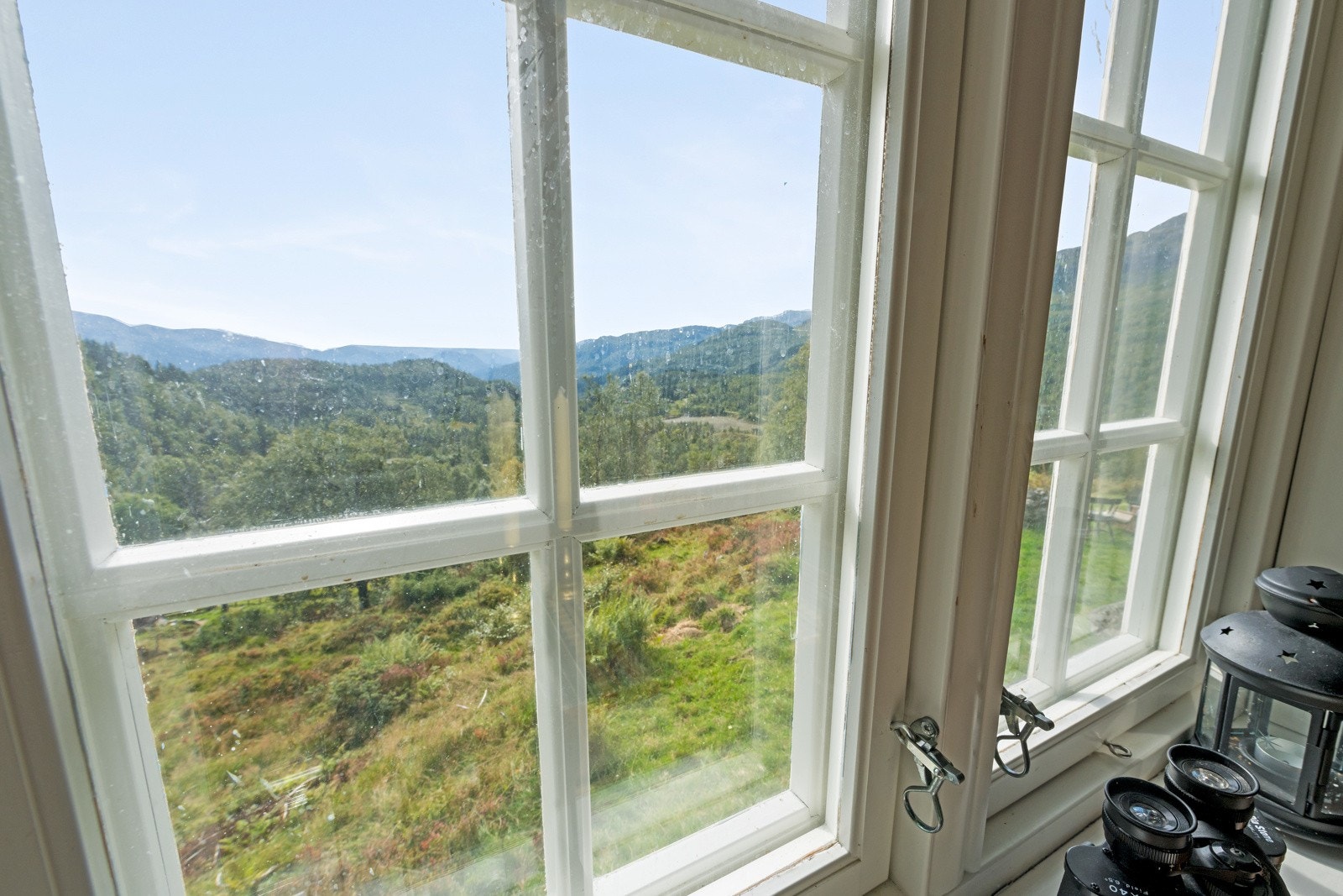 Fantastisk utsikt fra stuevindu Galleribilde