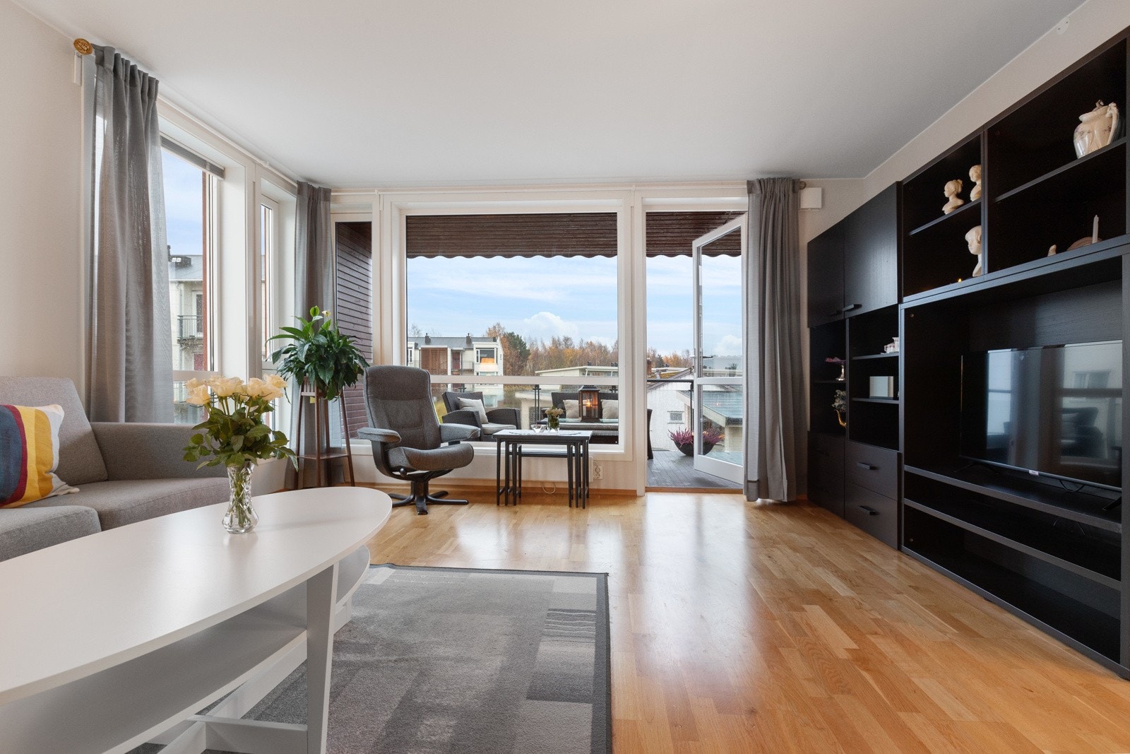 En flott 4-roms leilighet med sentral beliggenhet på Værnestunet Galleribilde