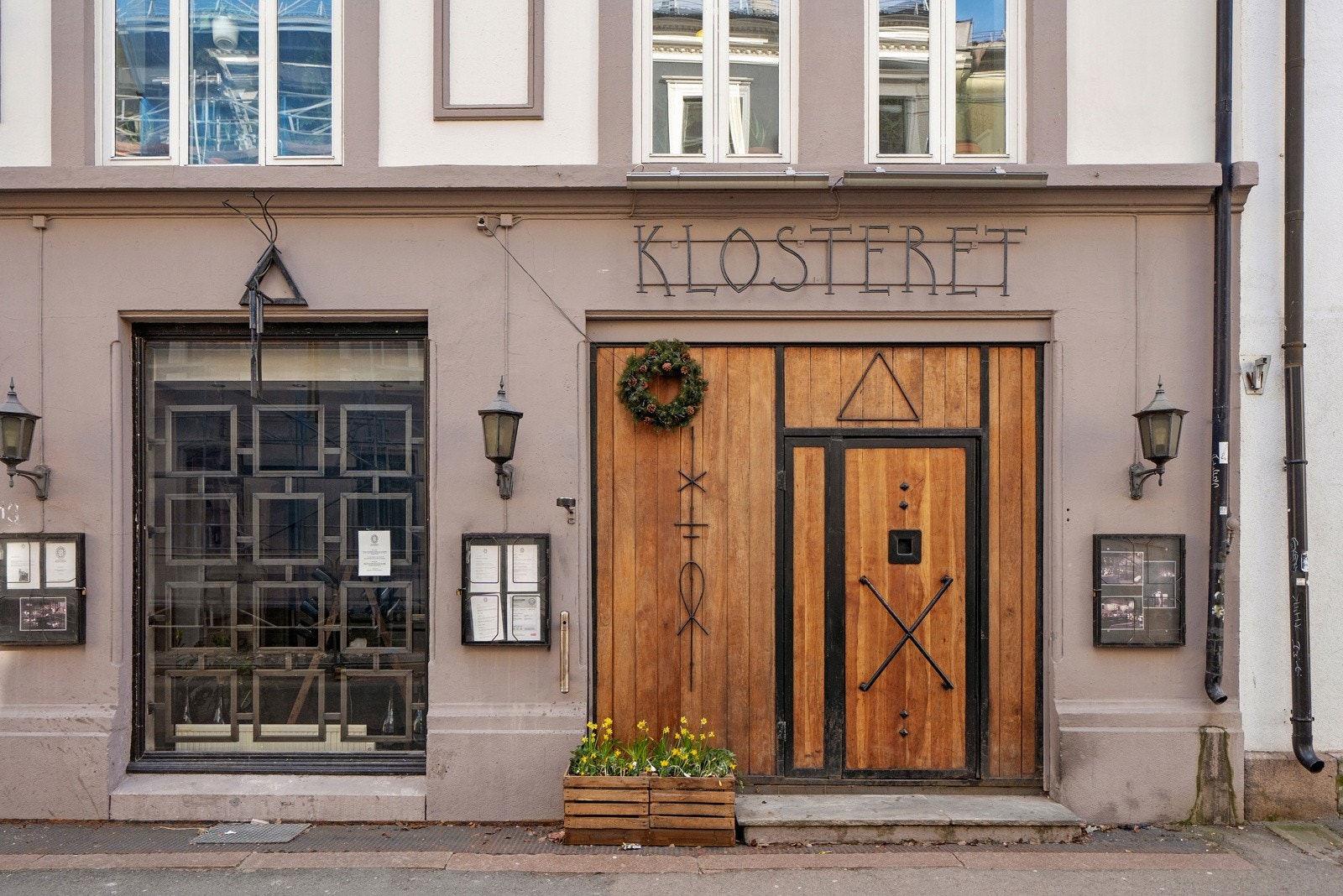 Klosteret Restaurant er et perfekt sted for vennemiddager, selskaper, forretningsmiddager eller en romantisk middag for to. Galleribilde