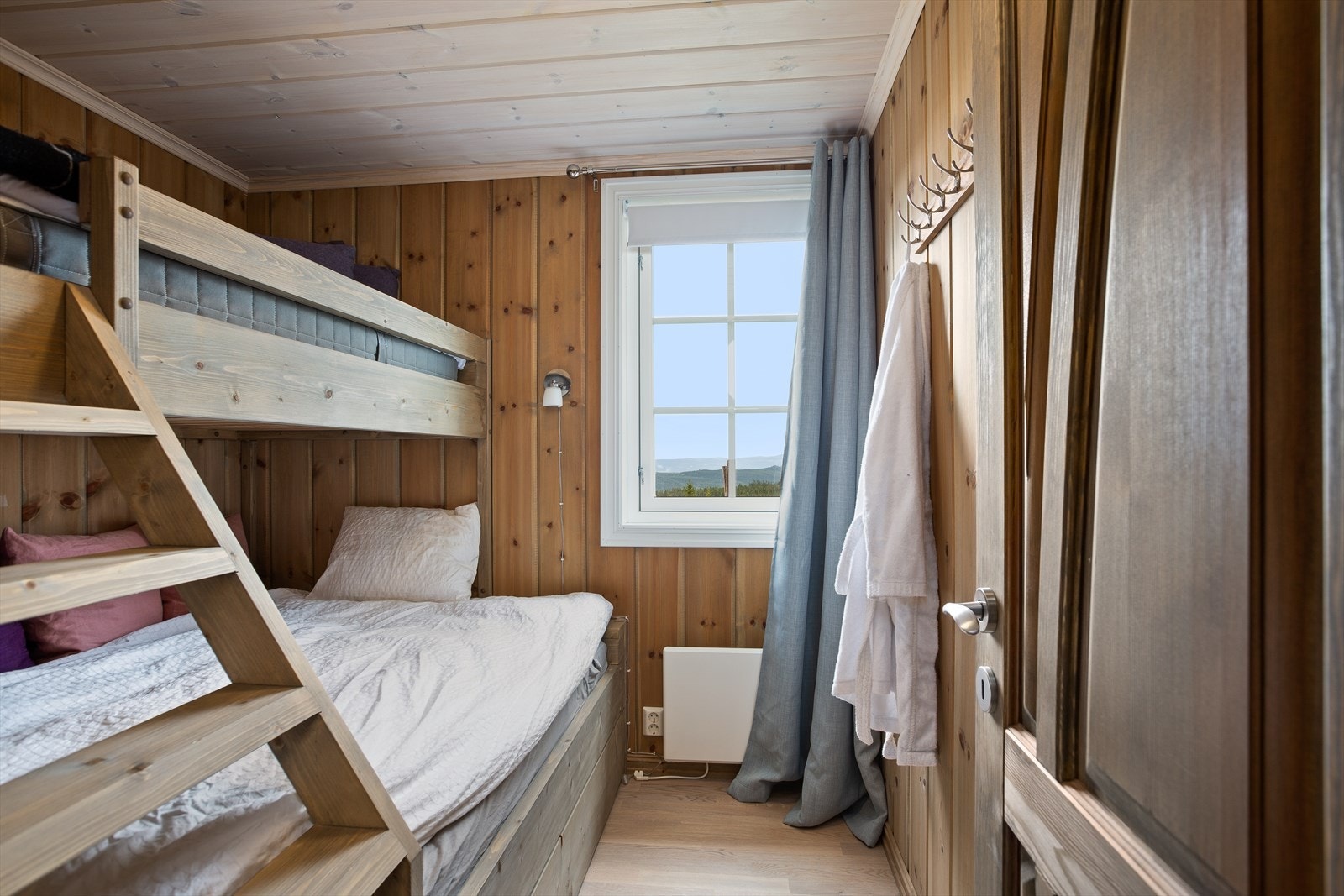 Soverom 2 med familiekøye. Galleribilde