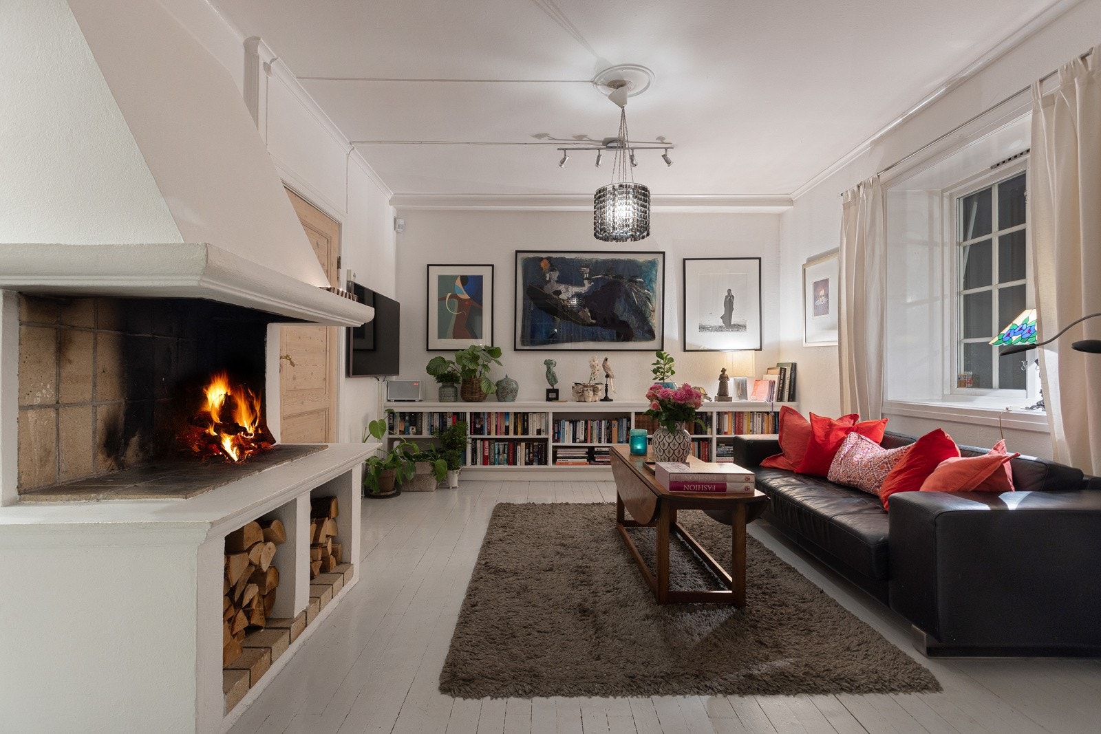 Innvendig blir man møtt av sjarm og sjel i ekte hagebystil. Galleribilde