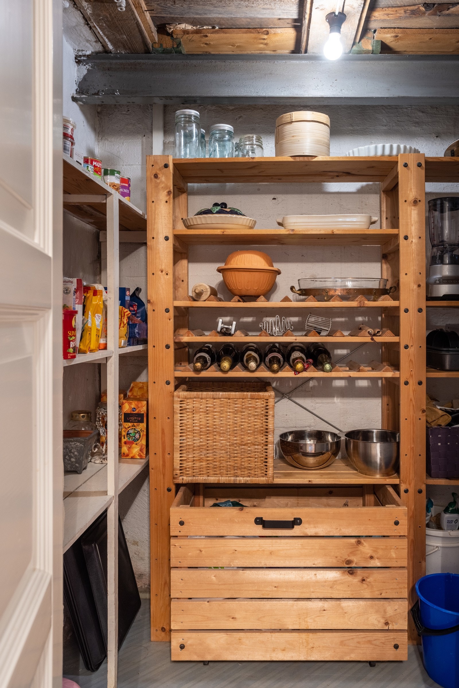 Bodrom for oppbevaring. Galleribilde