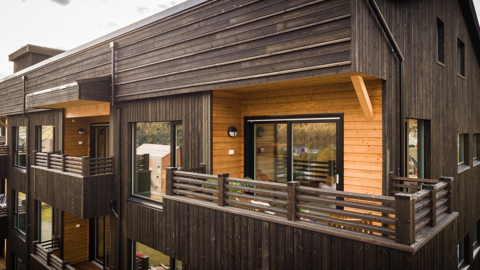 Fra stue/kjøkken er det utgang til balkong Galleribilde