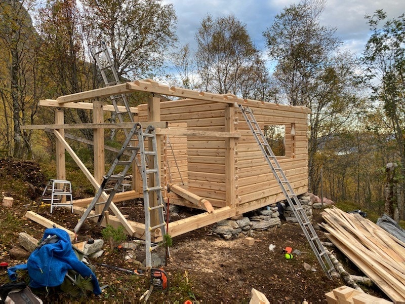 Tilsvarende hytte bygget på Møre Galleribilde