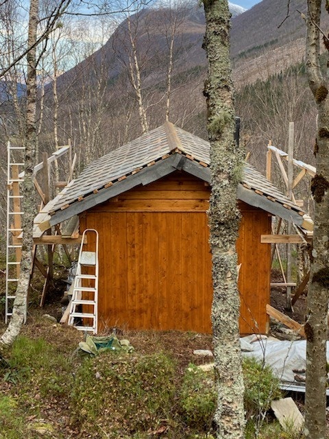 Tilsvarende hytte bygget på Møre Galleribilde