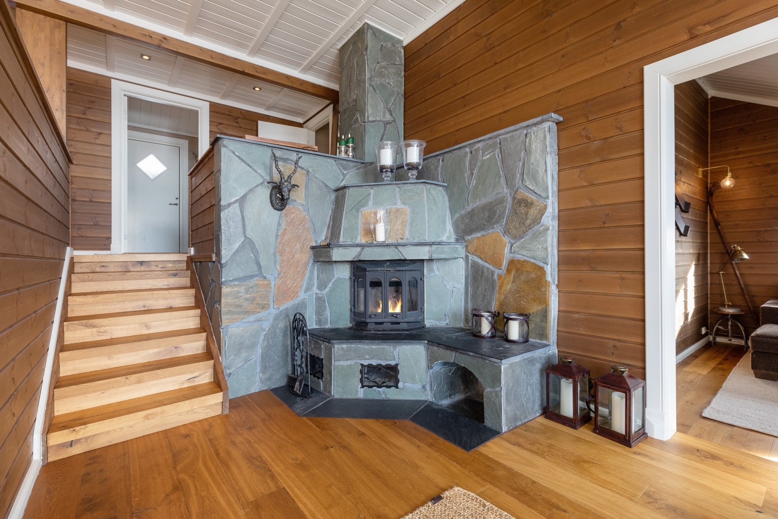 Denne gir en god varme samt hyggelig atmosfære Galleribilde