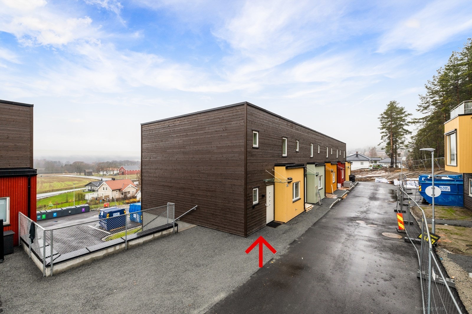 Fasade med inngangsparti Galleribilde