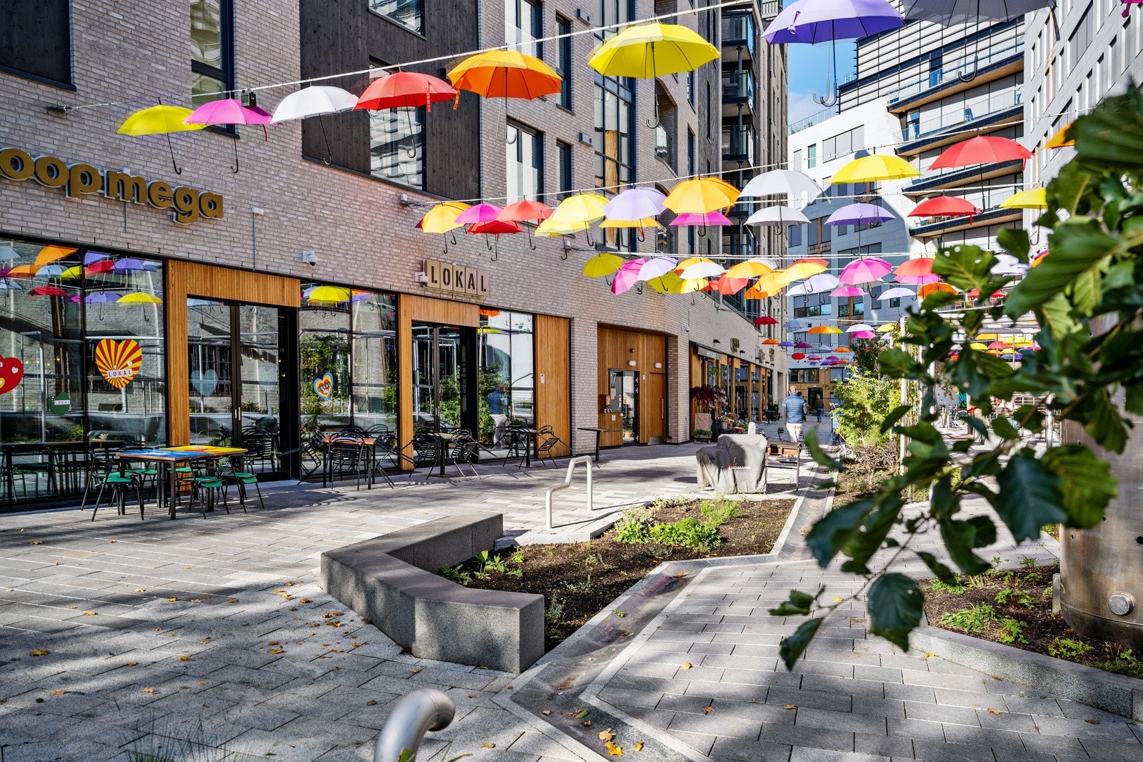 På det nye Harbitz Torg finner du bla. Coop Mega, apotek og Harbitz Torg Bad. Galleribilde