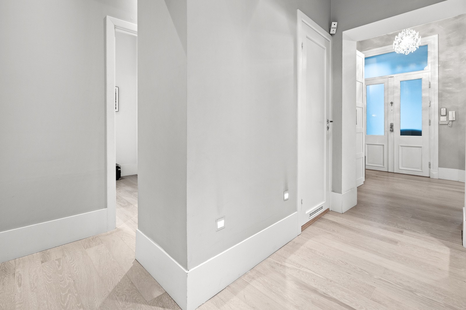 Fra første dør til høyre ved inngangen finner du vaskerommet. Galleribilde