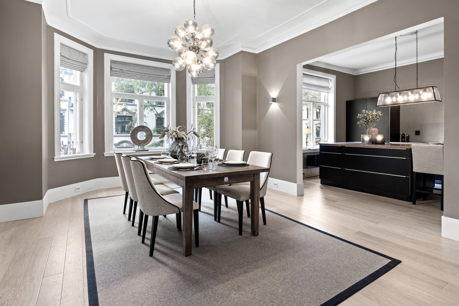 Velkommen til Jacob Aalls gate 46A - En særdeles innbydende 4-roms hjørneleilighet på beste Majorstuen! Galleribilde