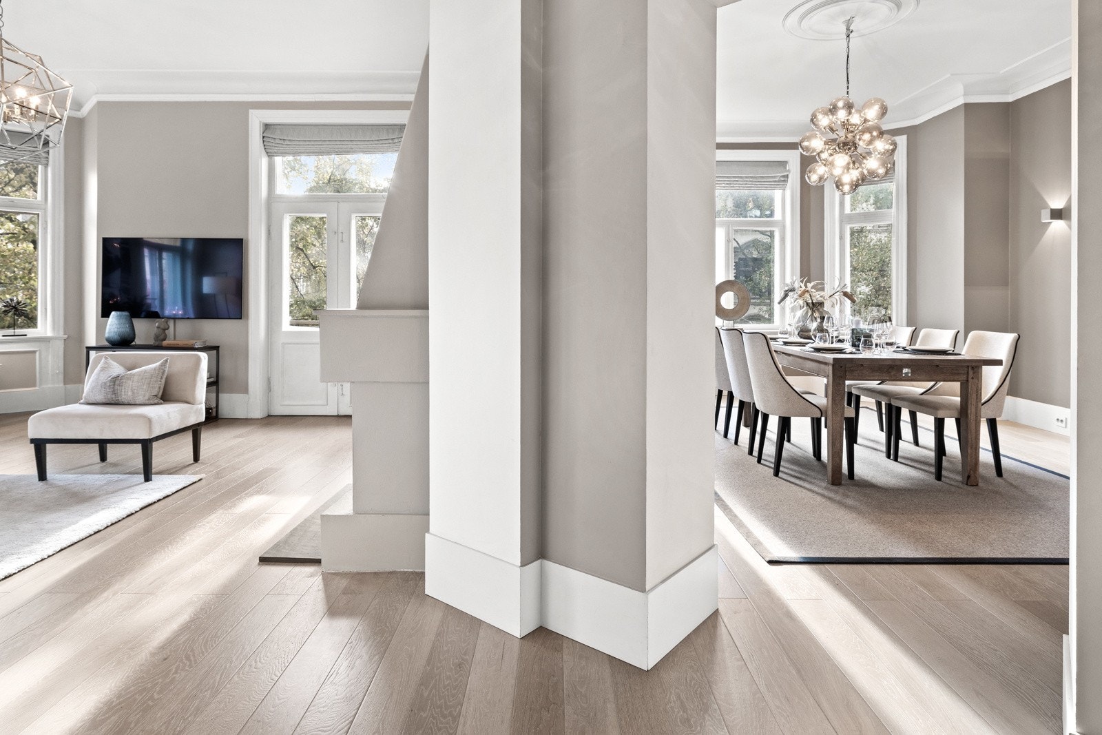 Klassisk og stilren leilighet i et meget attraktivt og veletablert boligområde. Galleribilde