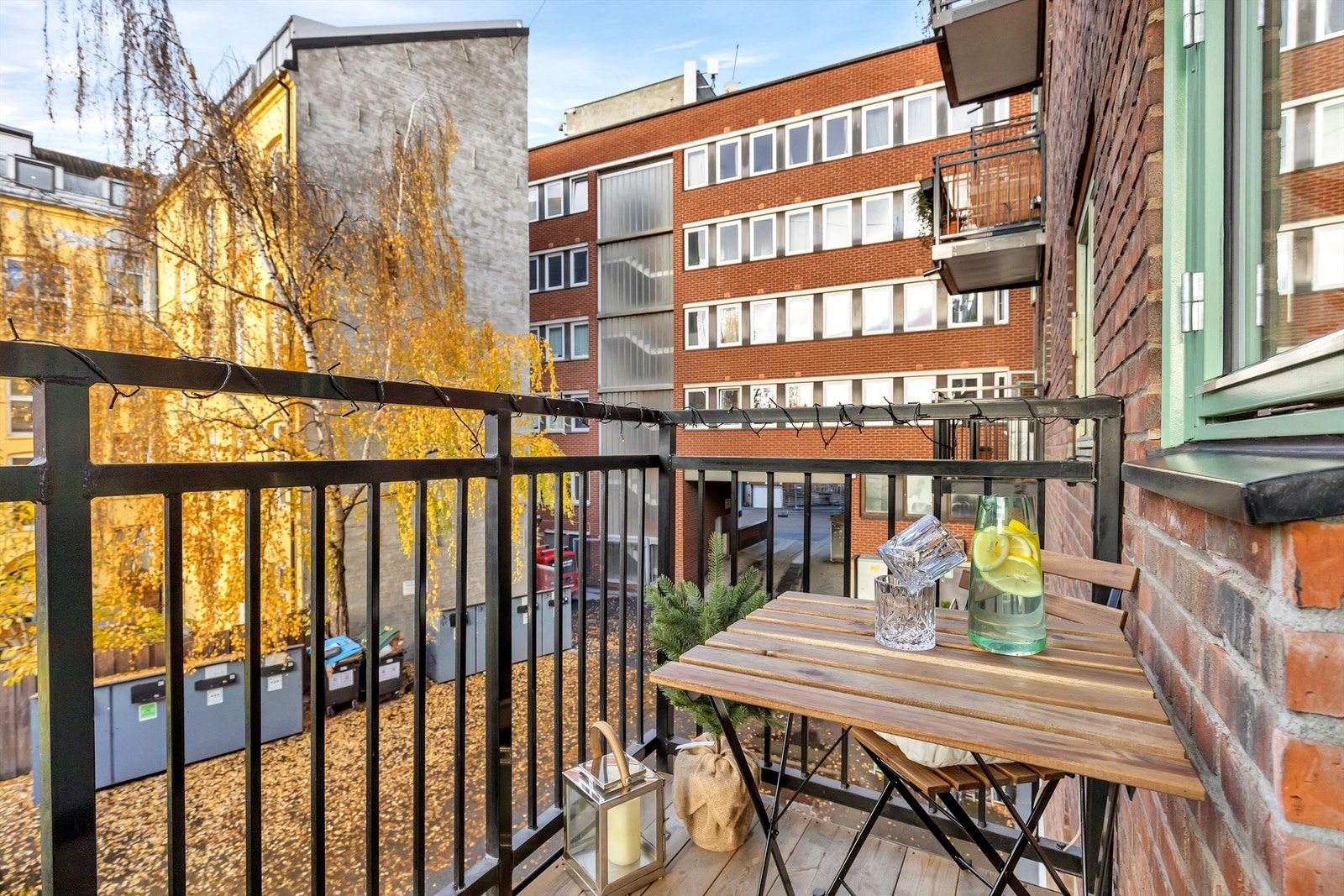 Et hyggelig sted å nyte varme sommerdager med sol fra tidlig ettermiddag til kvelds. Galleribilde
