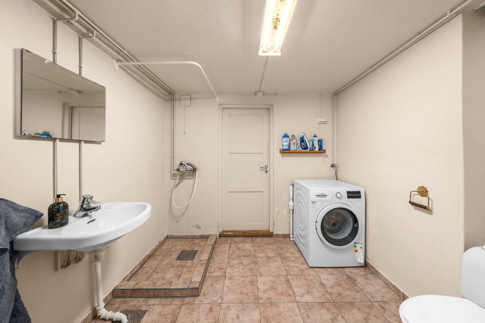 WC/Vaskerom Galleribilde