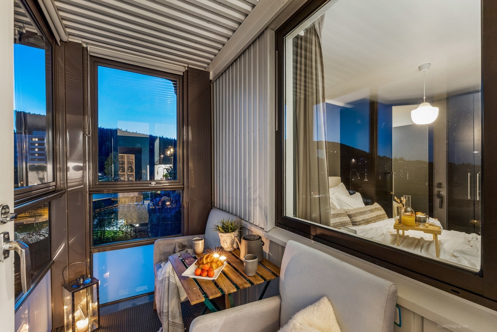 Innglasset frokostbalkong på 3 kvm Galleribilde