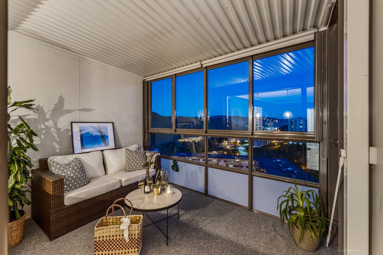 Innglasset balkong på 8 kvm Galleribilde