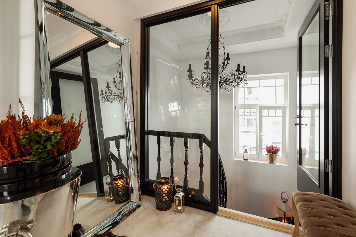 Entré via sameiets trappeoppgang. Galleribilde