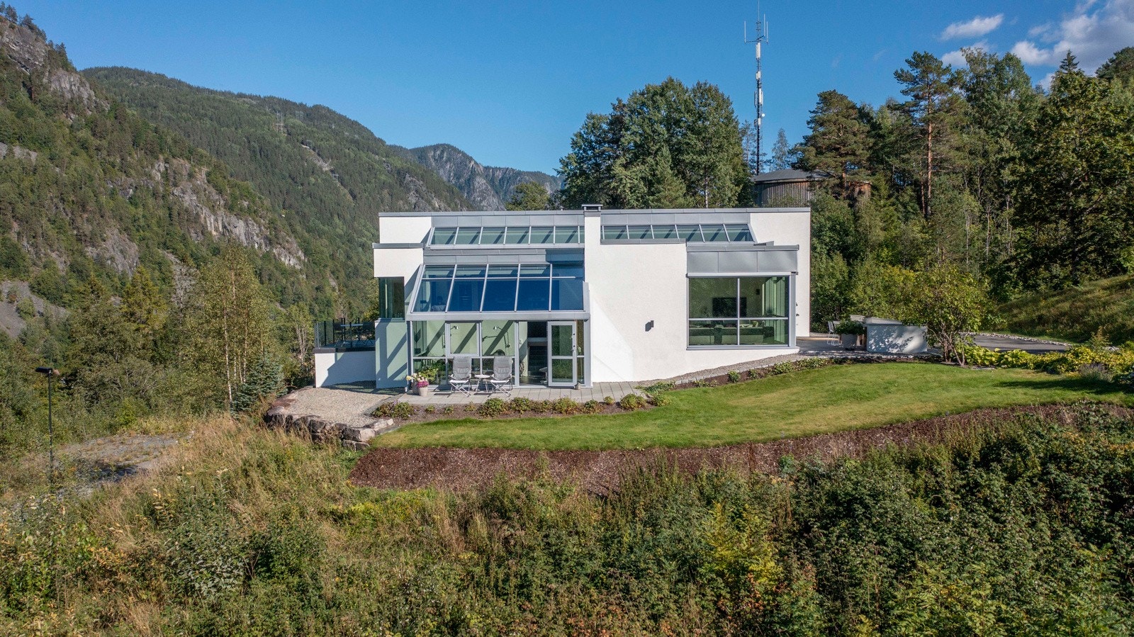 Nydelig beliggenhet i naturskjønne omgivelser Galleribilde