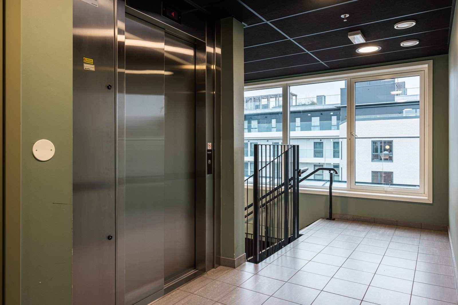 Enkel adkomst med heis. Galleribilde