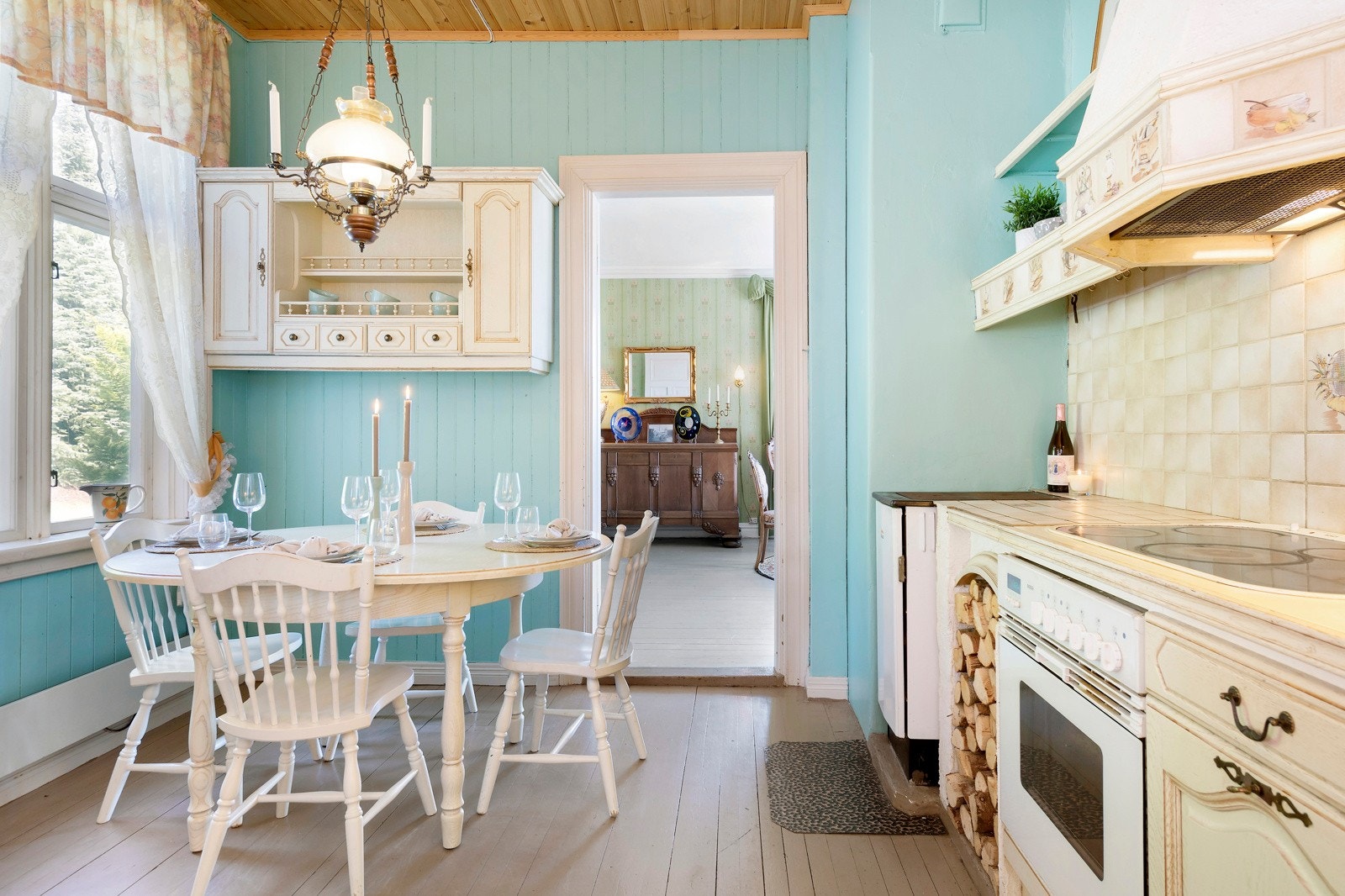 Fra kjøkken til selskapsstue Galleribilde