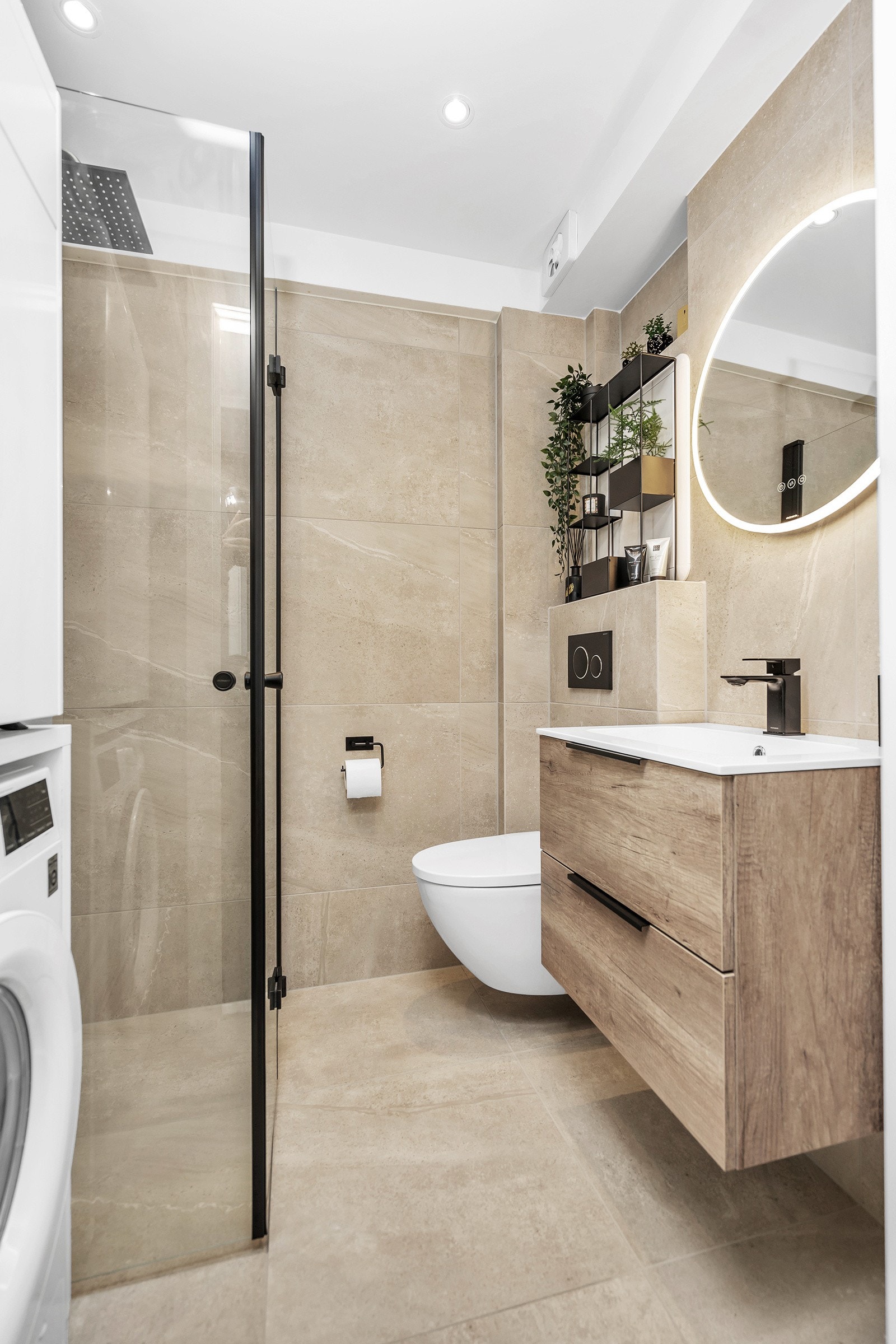 Opplegg til vaskemaskin på baderommet Galleribilde