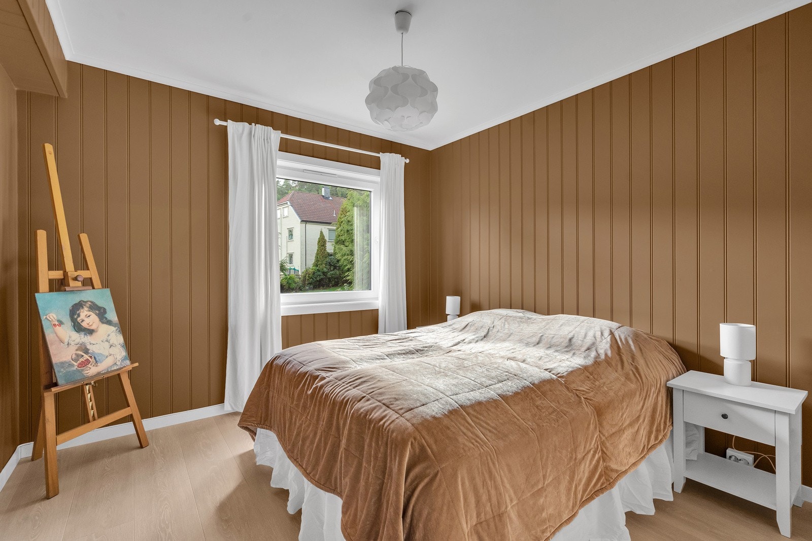 Soverom 2 med plass til seng og garderobe Galleribilde