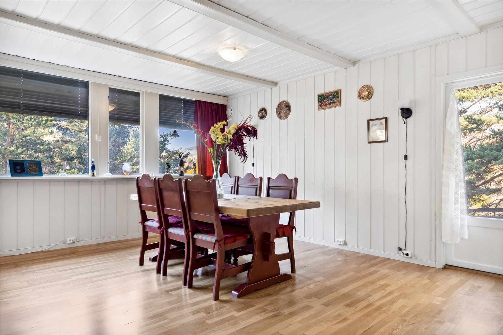 God plass for spisebord Galleribilde
