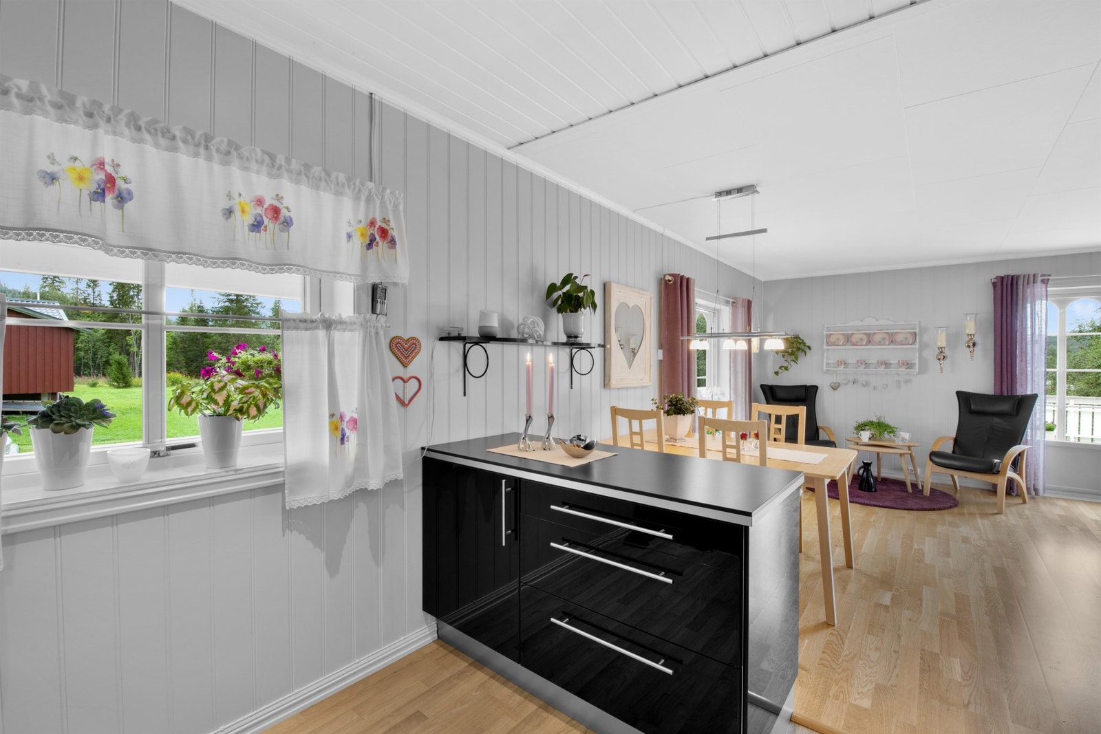 Kjøkken ble renovert ca år 2012 Galleribilde