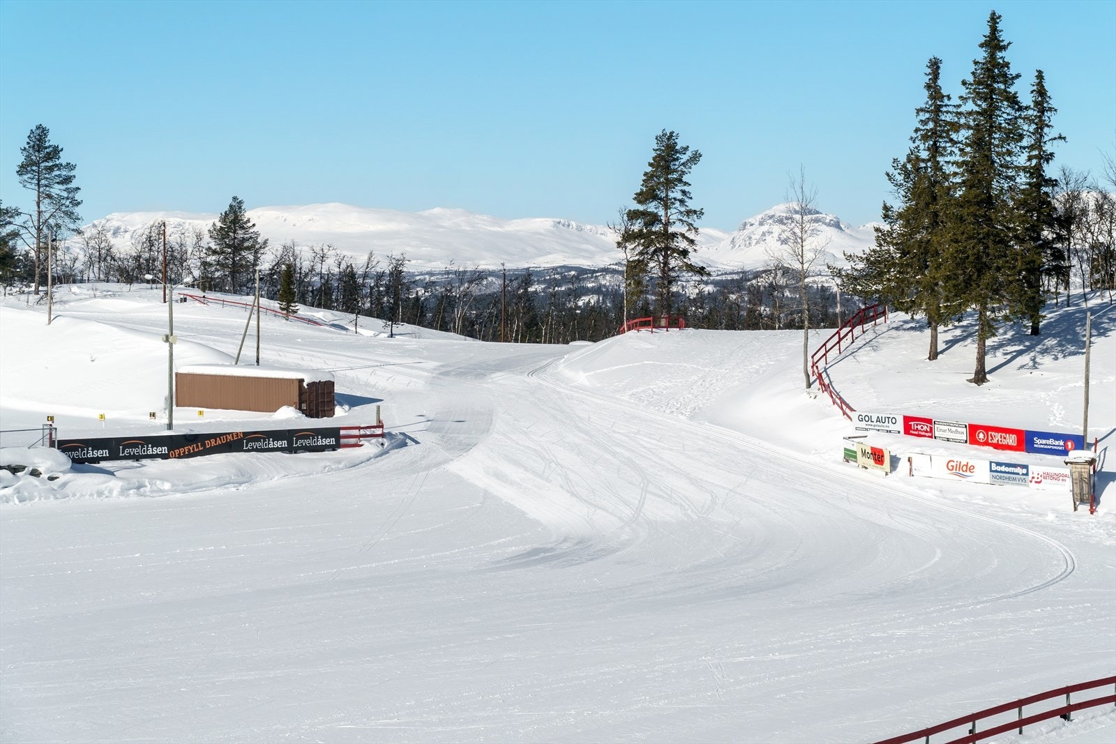 Liatoppen vinterstid Galleribilde