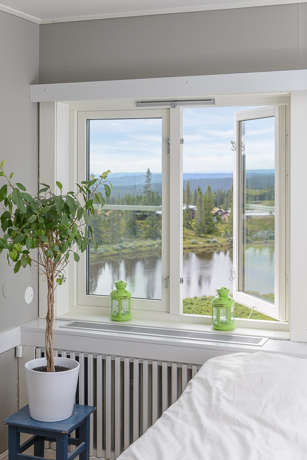 Nydelig utsikt, også fra soverommene. Galleribilde