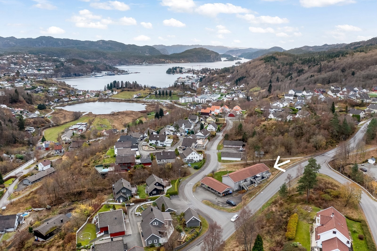 I nærheten finner du populære Søylandsheia, barneskole og barnehager. Galleribilde