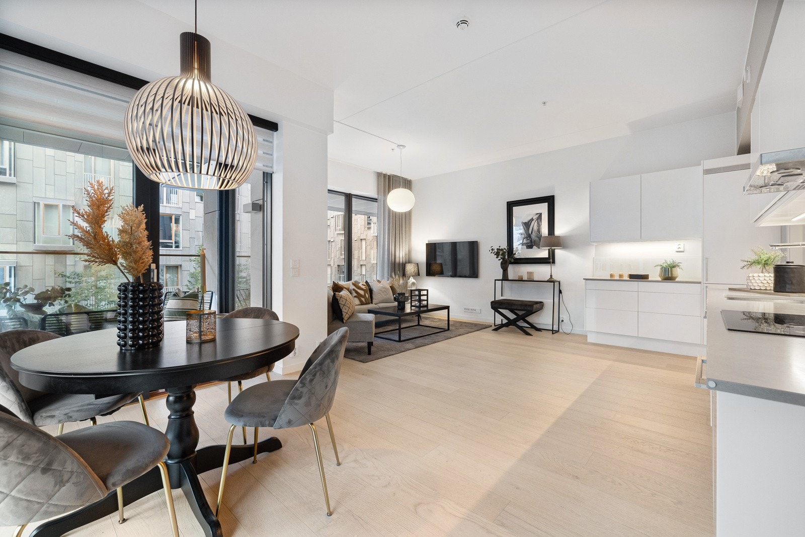 Boligen ligger skjermet fra trafikk og støy. Galleribilde