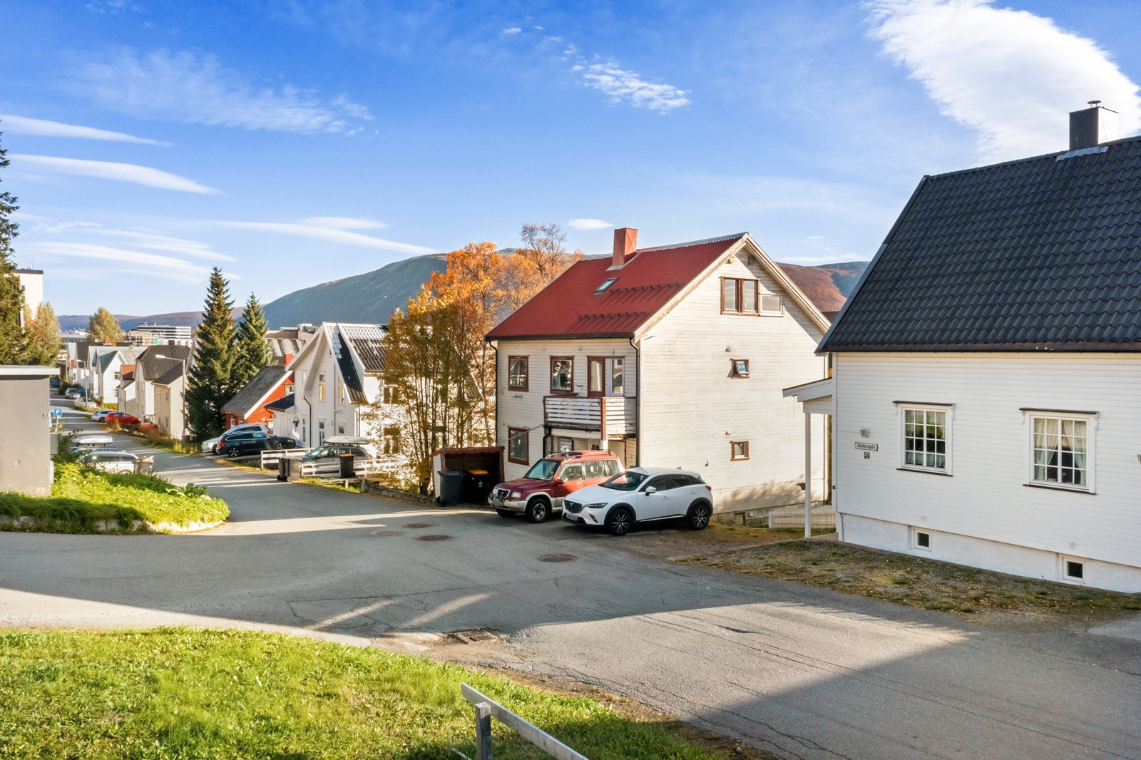 Kort gåavstand til alt du trenger i det daglige.