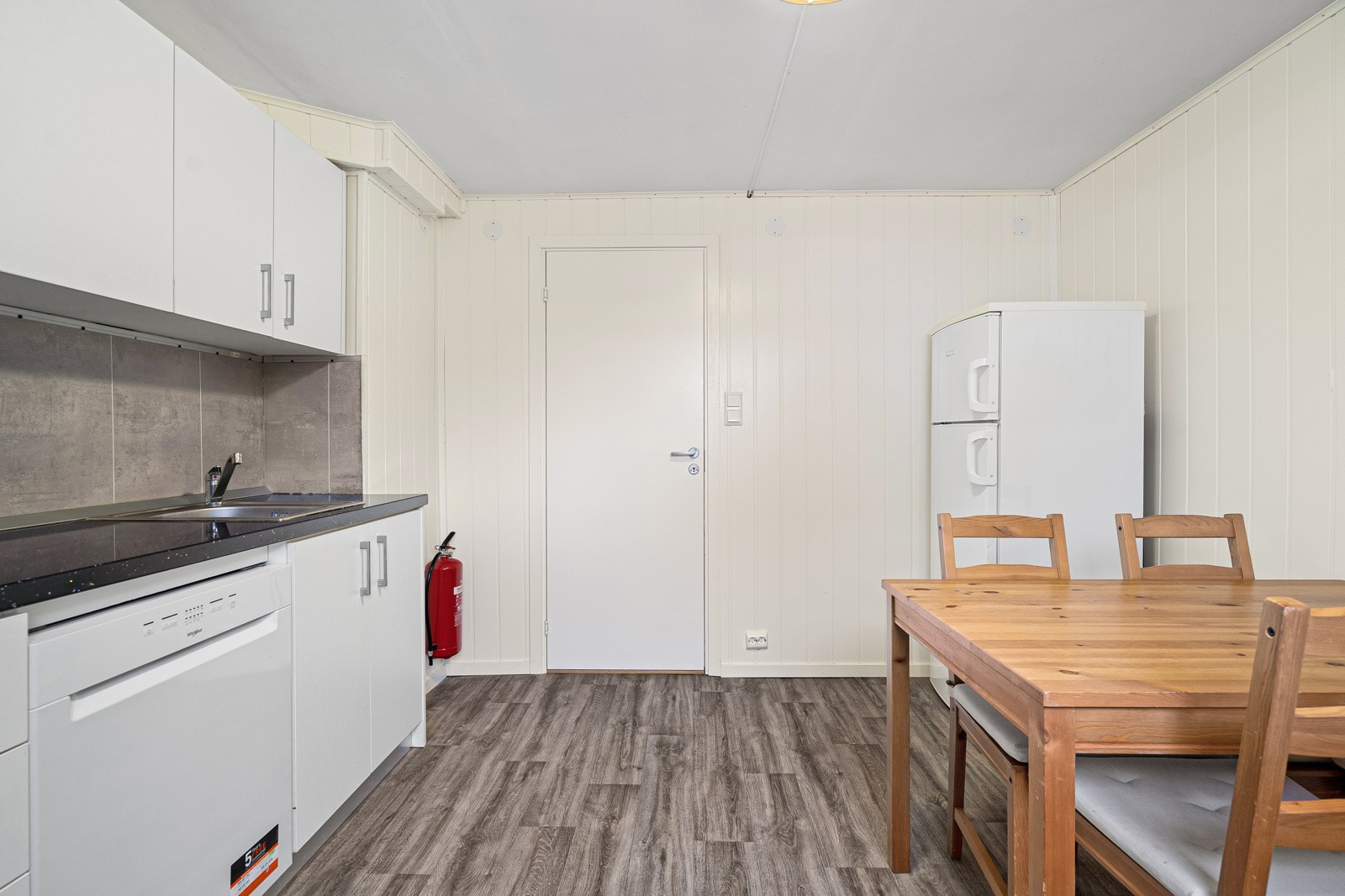 Plass for spisebord.