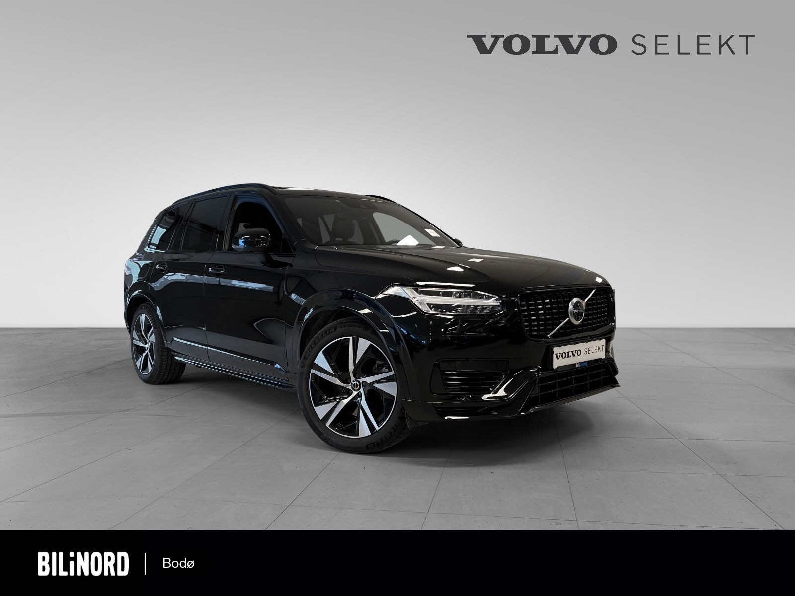 2021 Volvo XC90 T8 R-Design er leveringsklar. ring nå 400 80 250