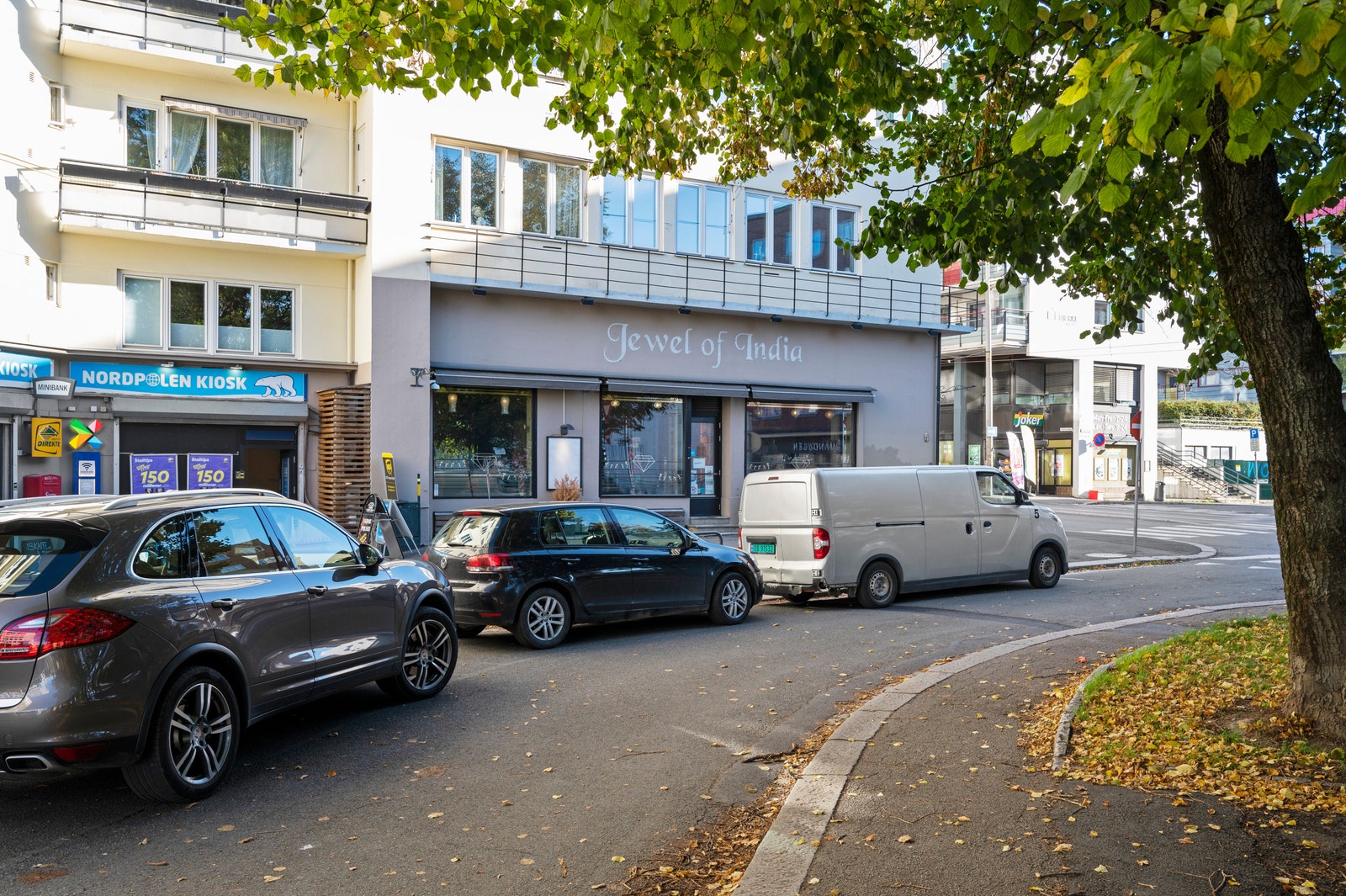 Koselig beliggenhet, godt med parkering og fin adkomst. Galleribilde