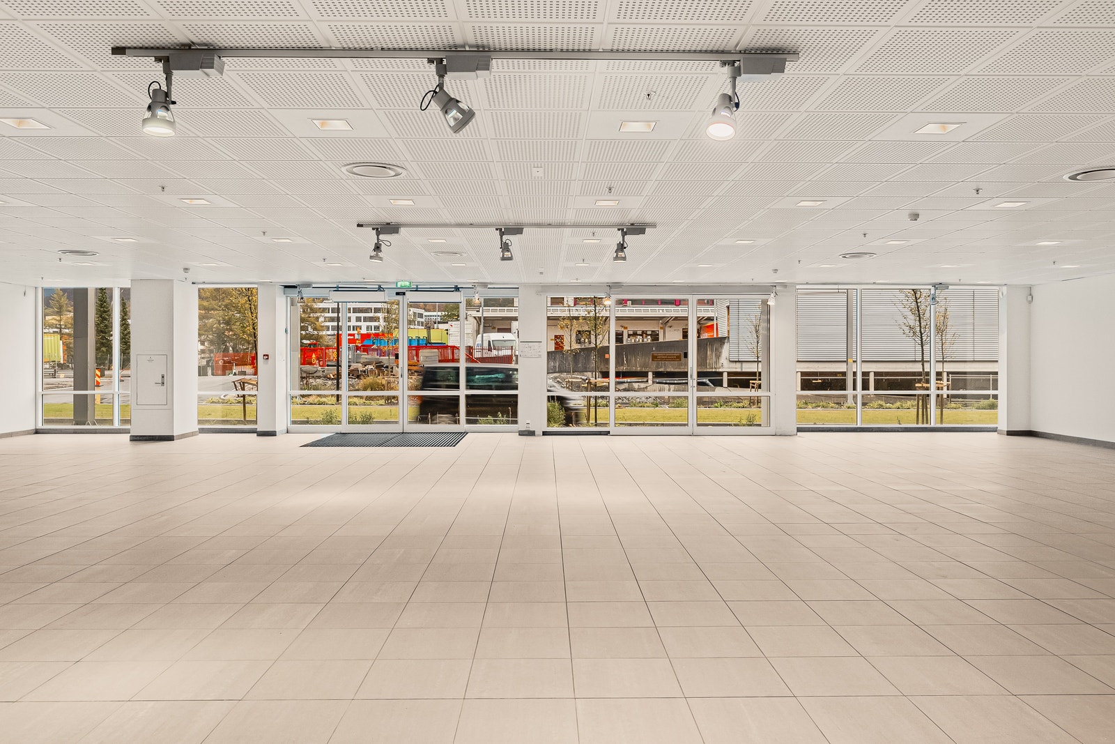 Gode lokaler for butikk/showroom Galleribilde
