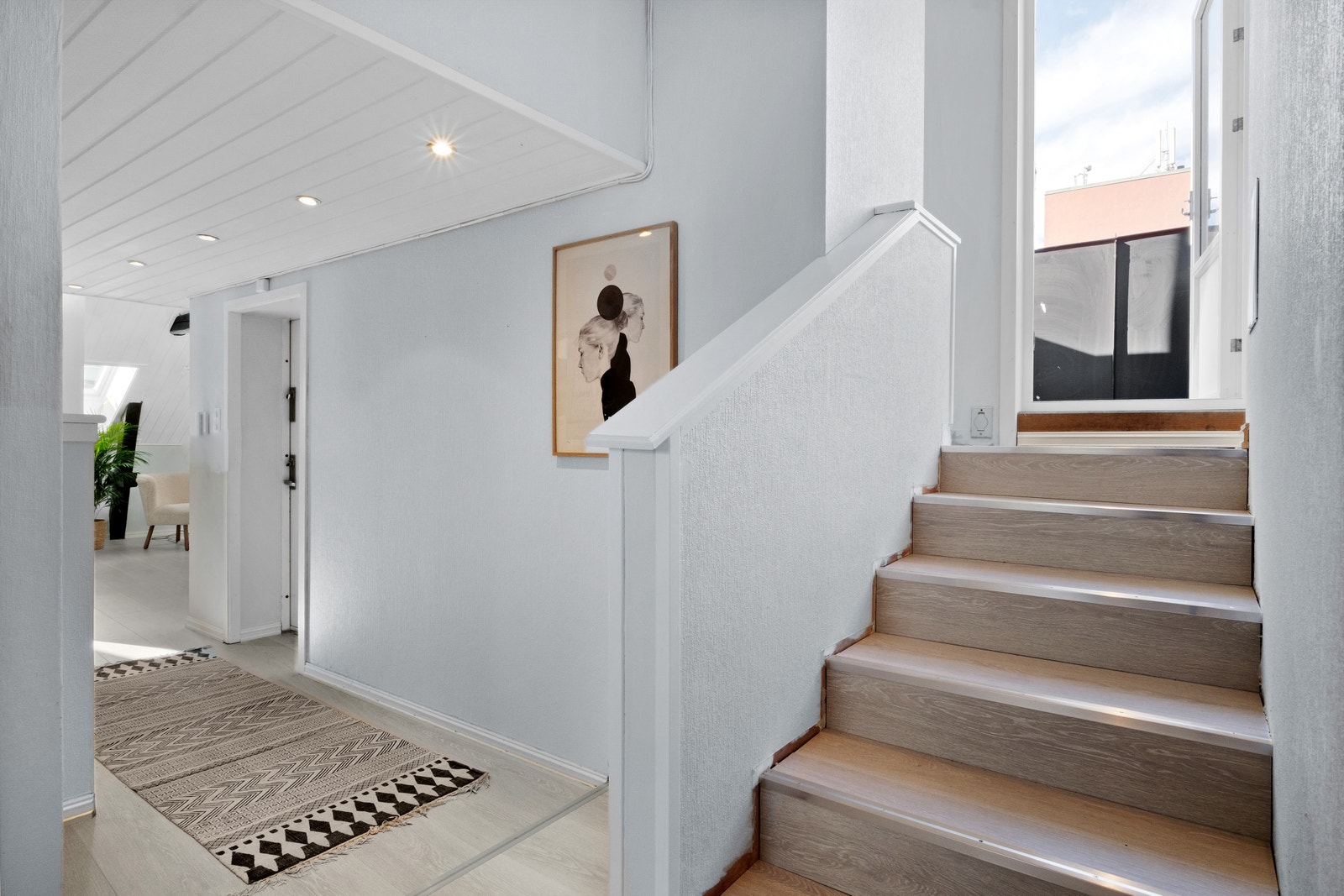 Hall ut til terrasse Galleribilde