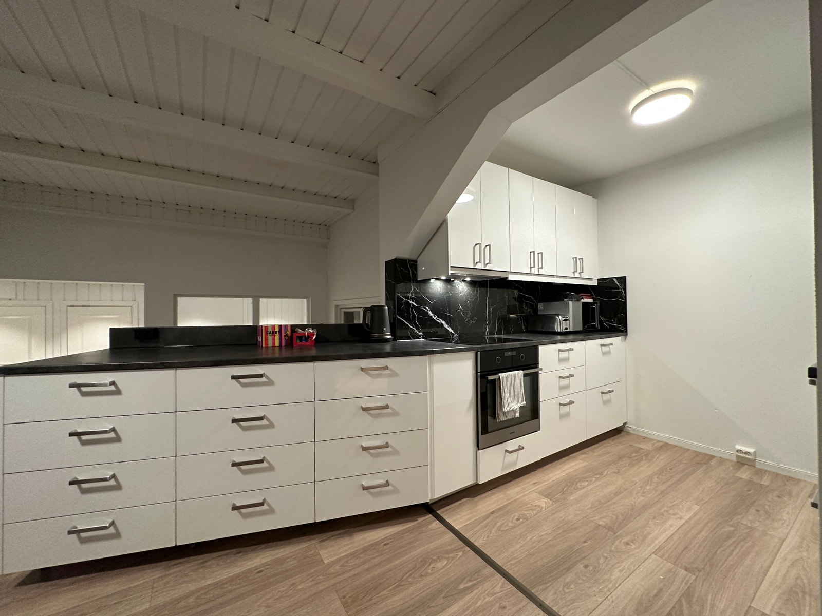 Flott og moderne kjøkken Galleribilde