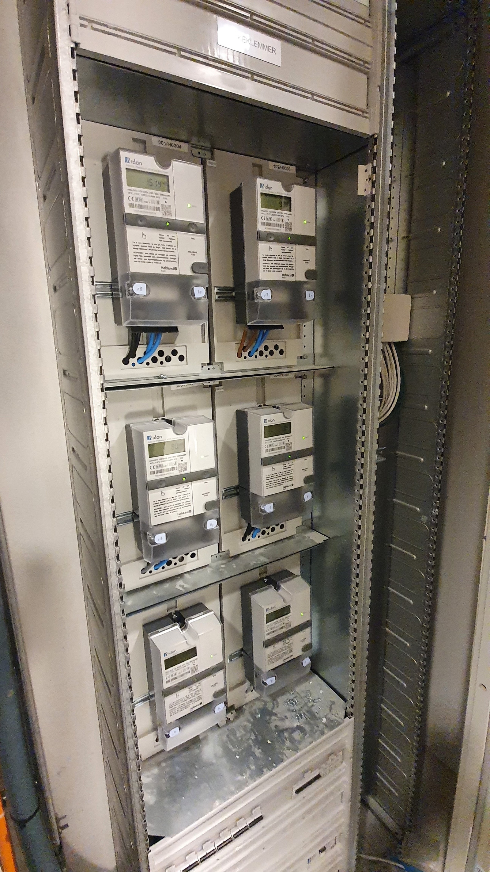 Nytt elektrisk anlegg i svalgang med heis. Leietaker ordner egen strømavtale. Galleribilde