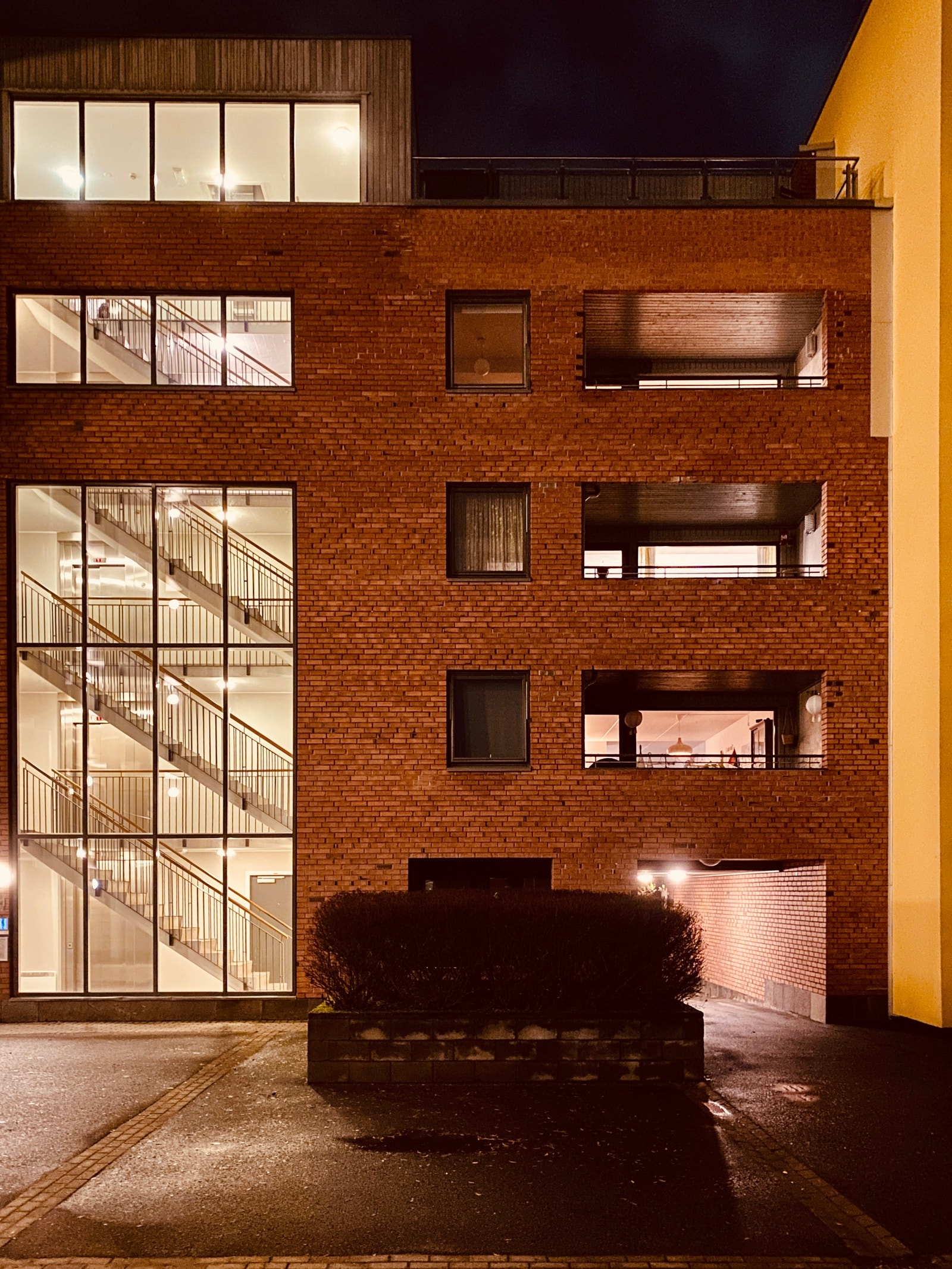 Fasade fra bakgård Galleribilde