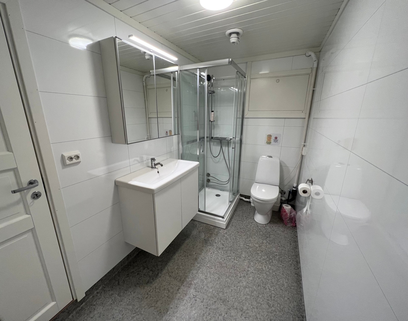 Bad 2 / Bathroom 2 Galleribilde