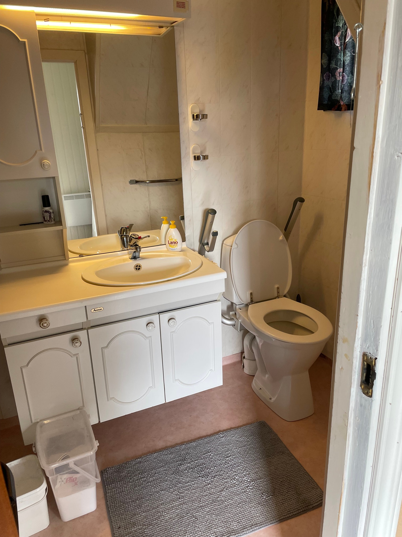 Bad 2, 1. etg. Galleribilde