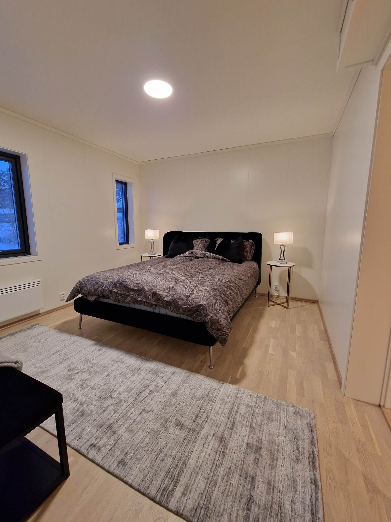 En smule luxus, Sov 1 med Walk in closet og eget bad tilknyttet soverom Galleribilde