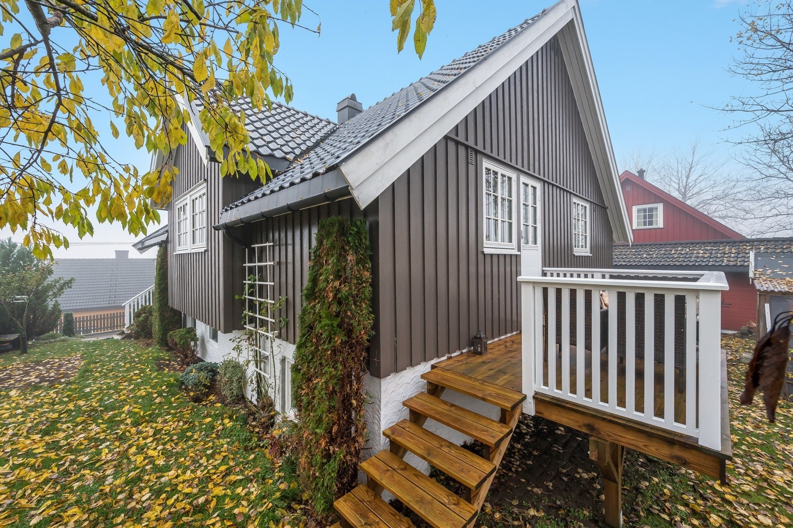 Terrase på bak side av huset Galleribilde
