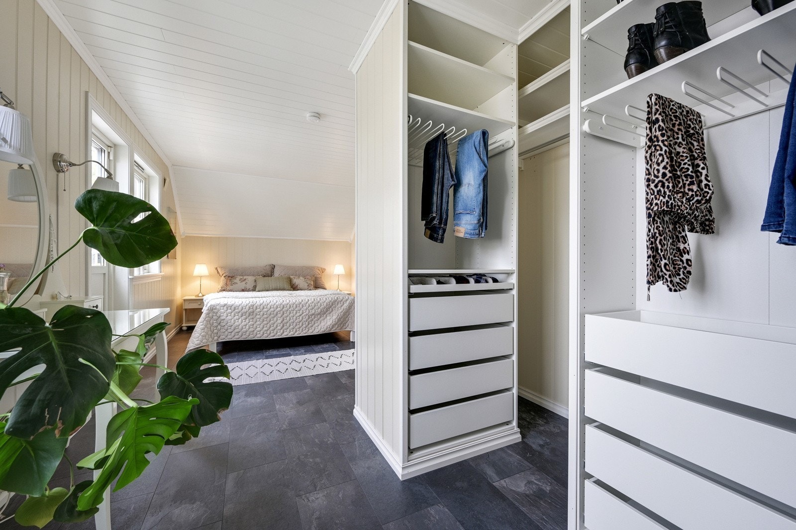 Walking closet Galleribilde
