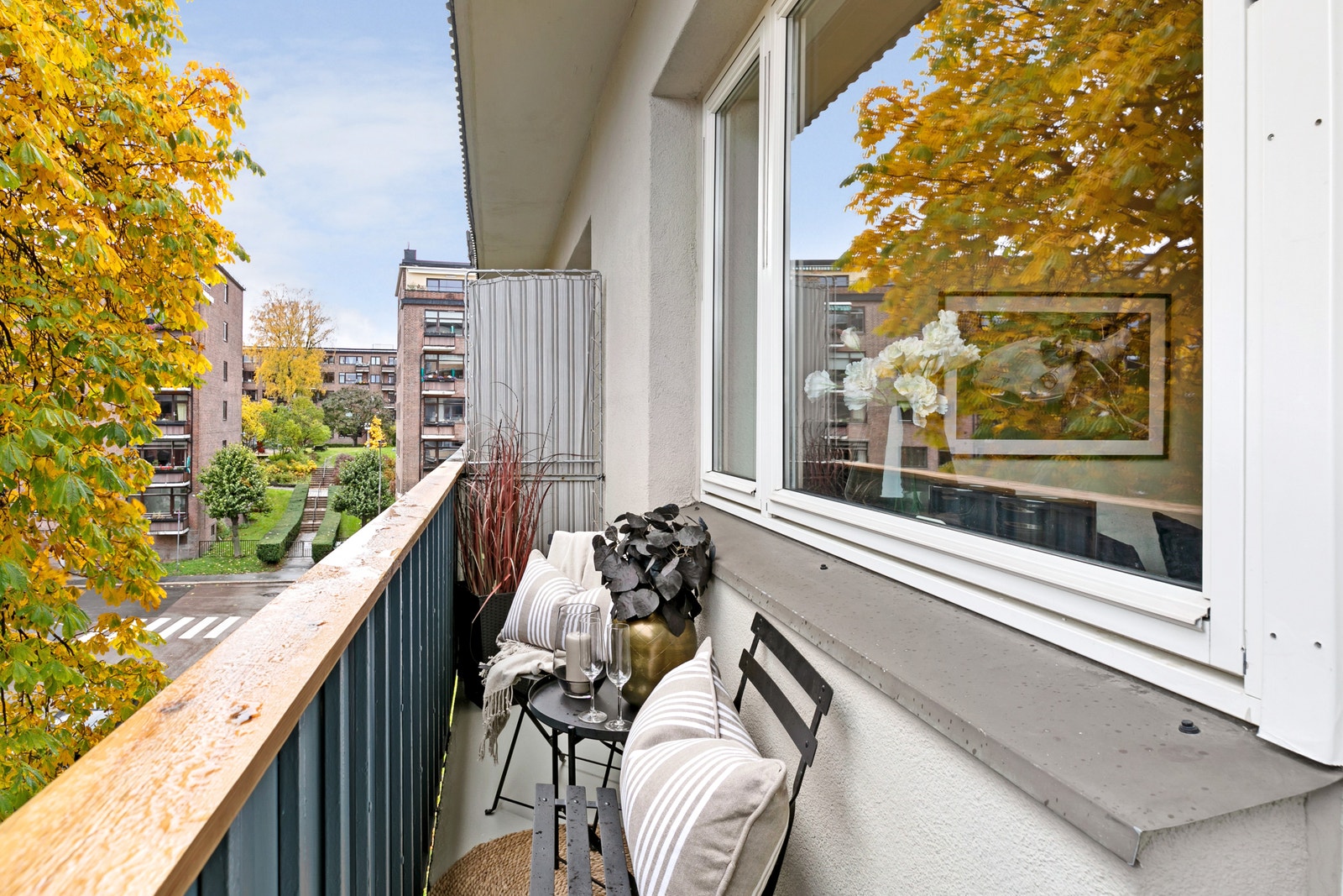 Balkong fra stuen Galleribilde